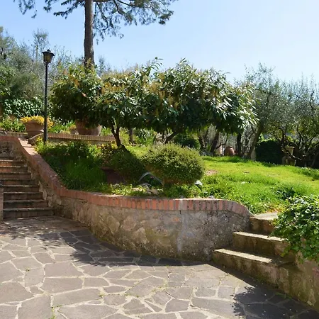 아파트 3 Bedrooms With Shared Pool Furnished Garden And Wifi At